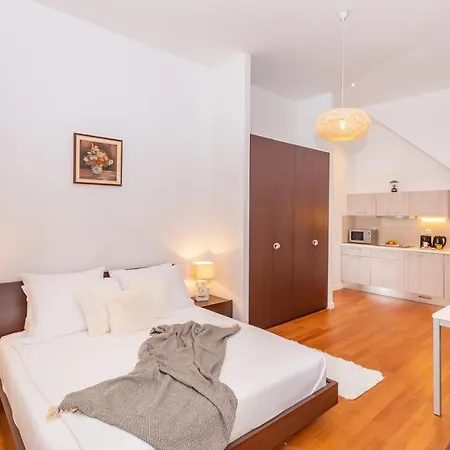 Lamaison Apartament *