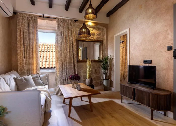 Apartament Lamaison *